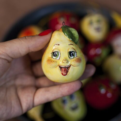 Груша эмоции фото