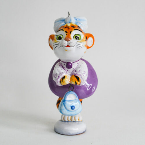 Тигр девочка с сумкой Тигр девочка с сумкой фото