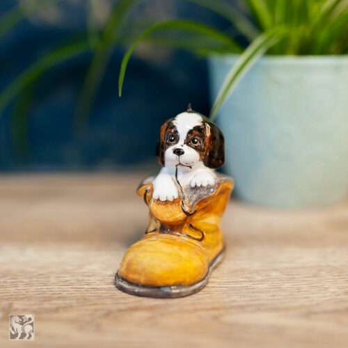 Ботинок желтый со щенком фото