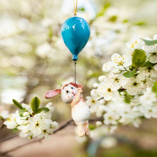 Ёлочная игрушка Зайка с шаром фото