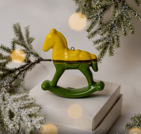 Лошадка качалка двухцветная с золотом ( жёлтая с зеленым) фото